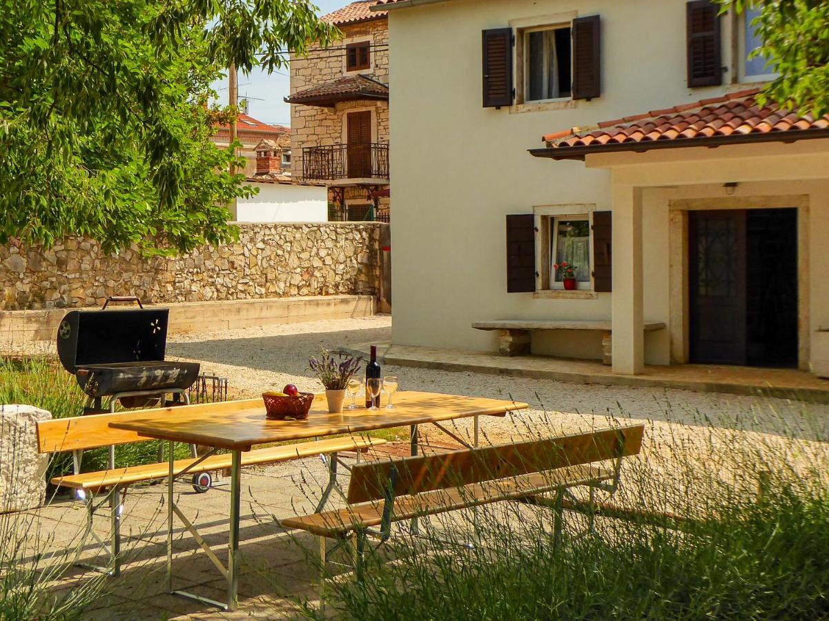 Casa Istriana Nona Pina Villa Kastelir Bagian luar foto